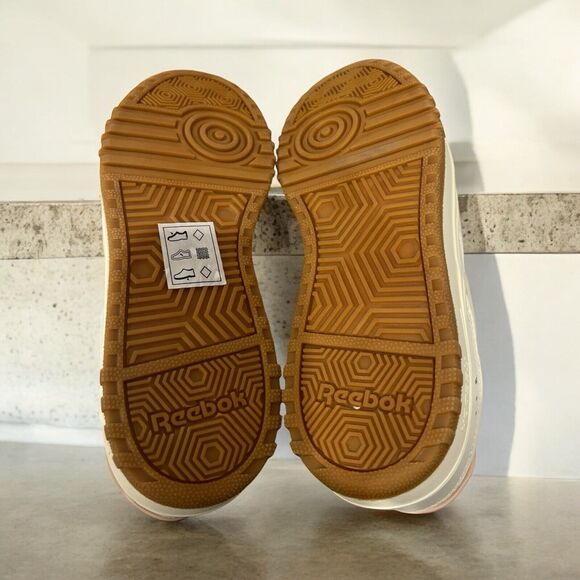 Rebook Women’s Club C Vintage Retro Style Sneaker White/ Pink Size 10 - Picture 5 of 6